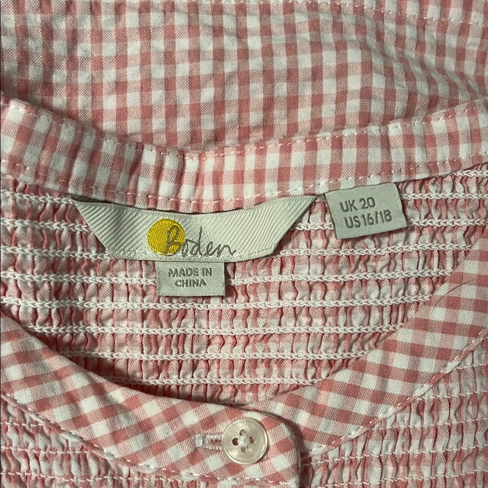 Pink and White Boden Blouse with Puff Sleeves - Picture 4 of 5